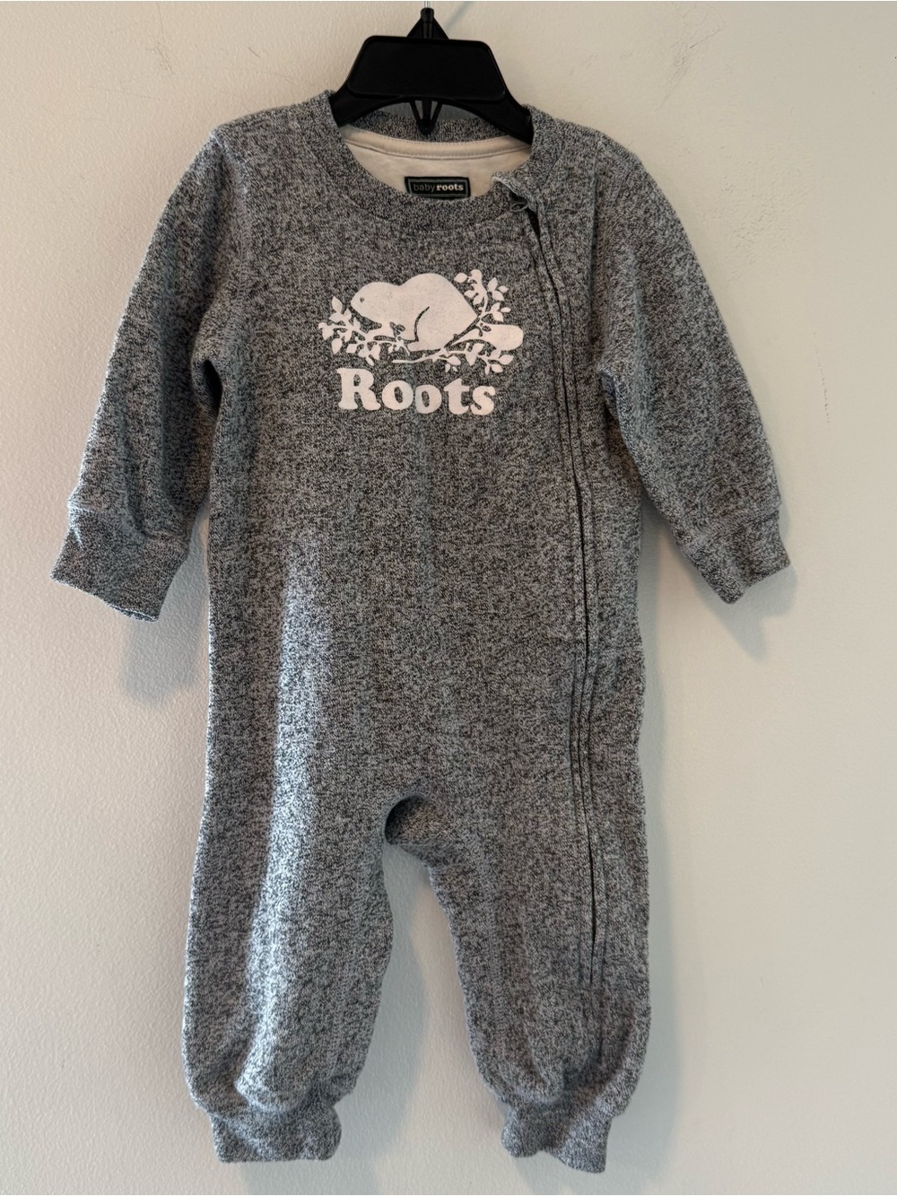 Baby Roots Cozy Onesie Size: M 6-12 Months  #Lux-K1